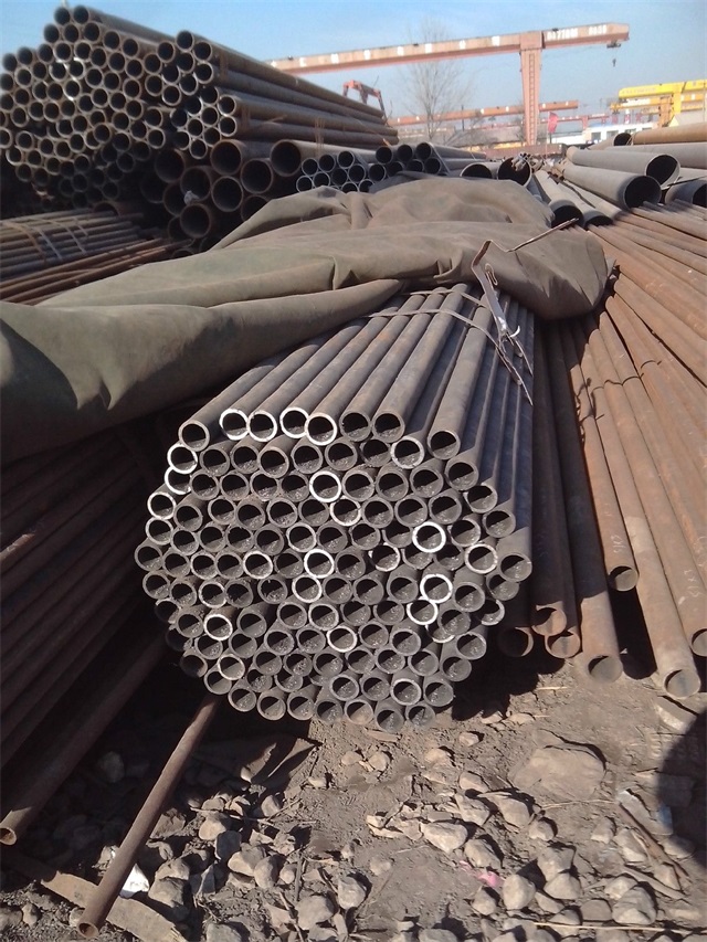 鸡西小口径精密无缝钢管