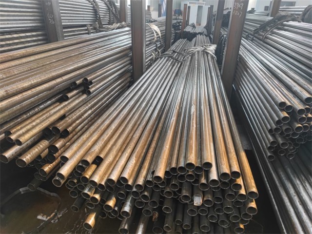 鸡西35CrMo精密无缝钢管