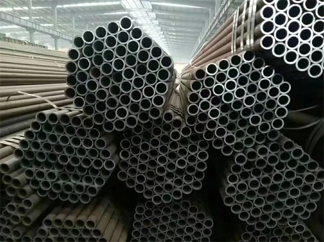 鸡西20#石油裂化用无缝钢管